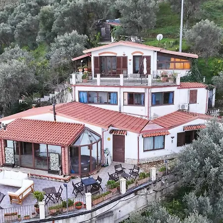 Appartamento La Finestra sulle Eolie Reitano  Esterno foto