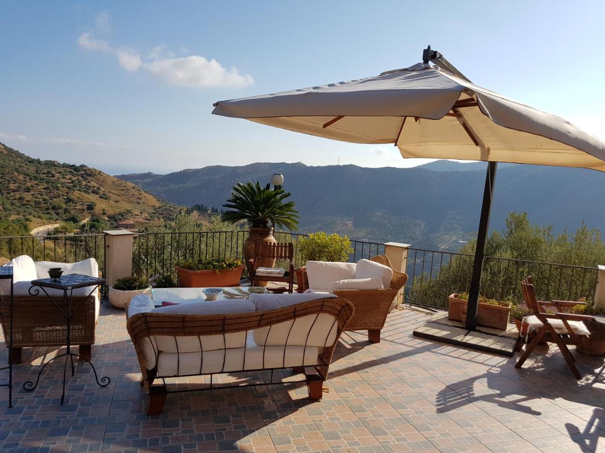 Apartment La Finestra Sulle Eolie Reitano (Messina)