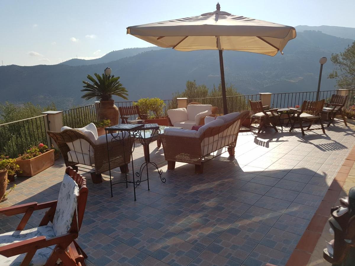 Apartment La Finestra Sulle Eolie