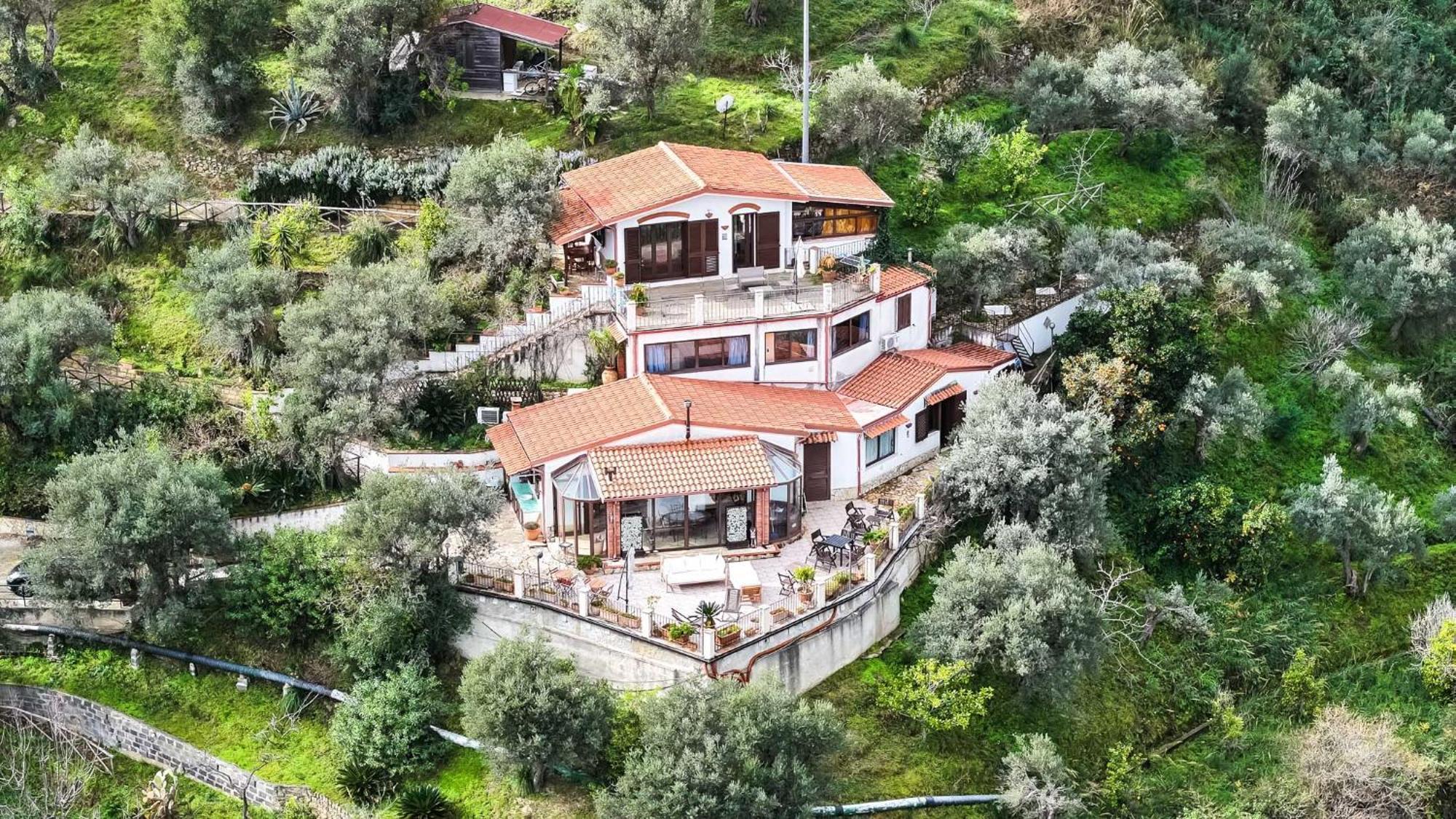 La Finestra Sulle Eolie Apartment Reitano (Messina)